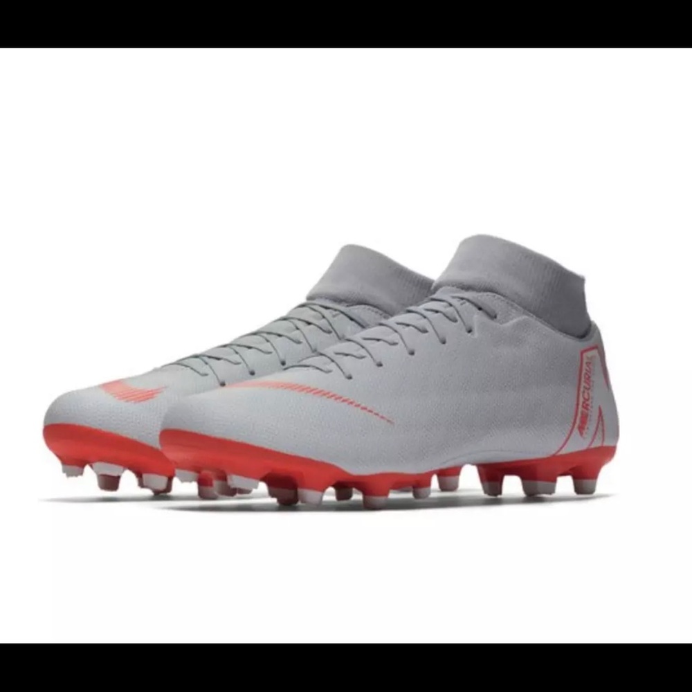 Nike Mercurial Soccer Cleats Shoes SZ 10.5